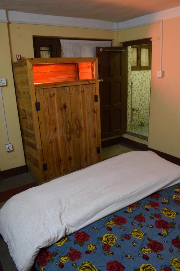 Happy Donkey Hostel Kathmandu Exterior photo